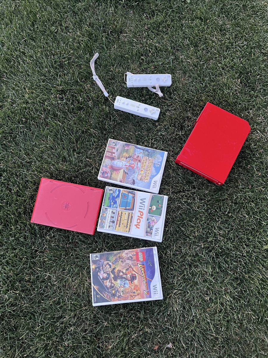 OPEN TO TRADE limited edition red Nintendo Wii Mario 25th Anniversary console