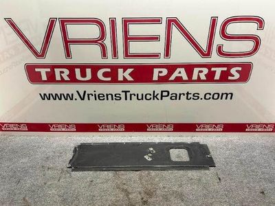 20-12038 DOOR HANDLE PANEL