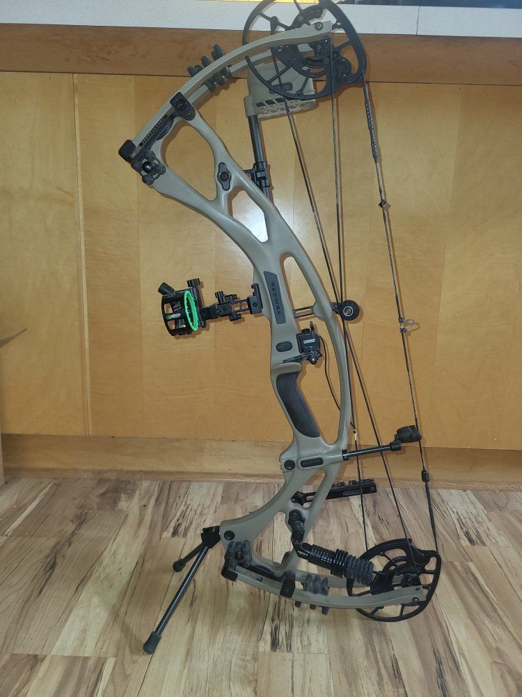 Hoyt RX7 Compound Bow