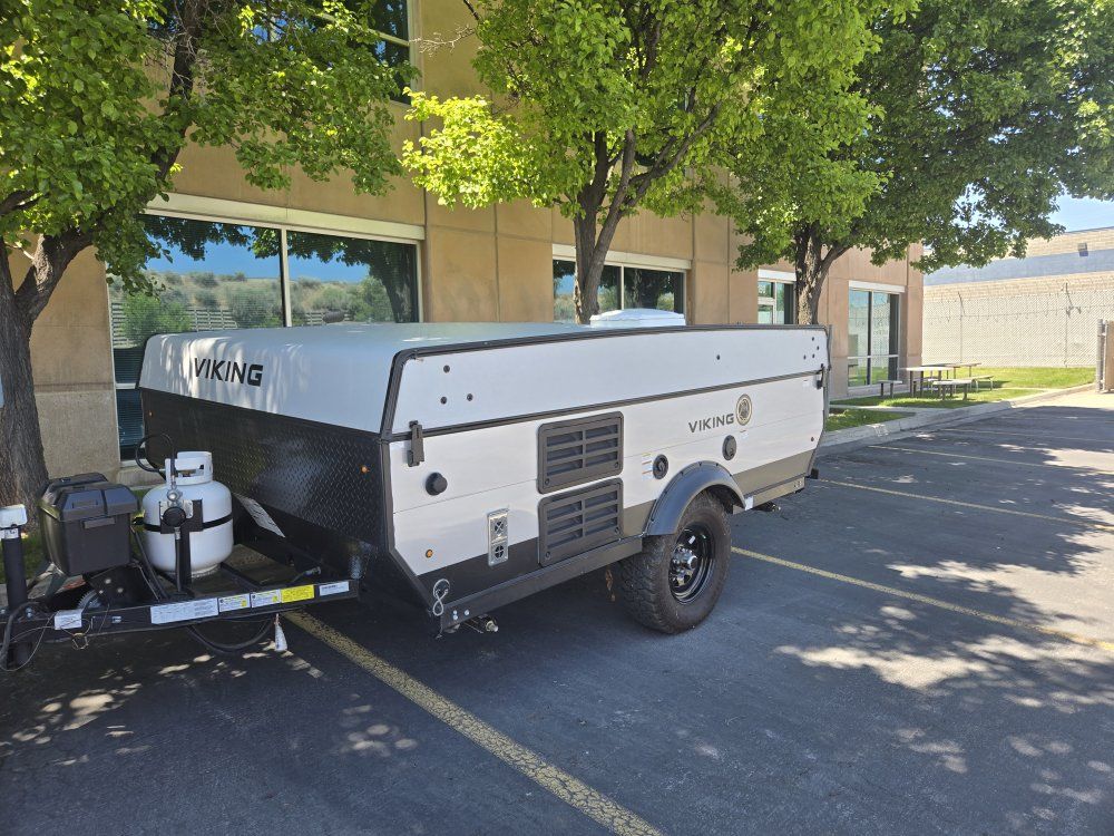 Viking Pop-Up Trailer
