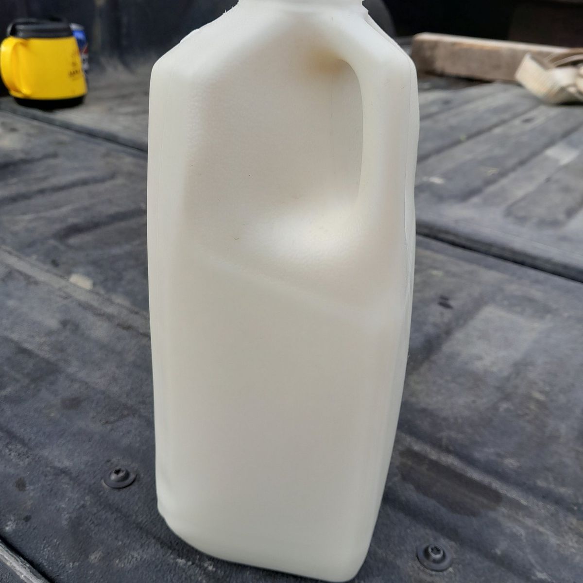 Fresh Whole Raw Milk