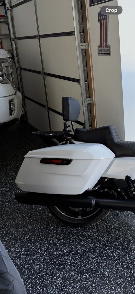 23.5 and up Harley street glide and roadglide saddle bag lids