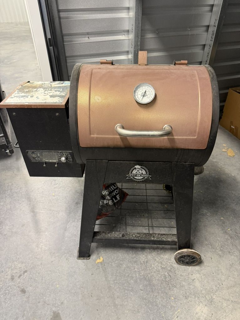 Pit Boss Smoker