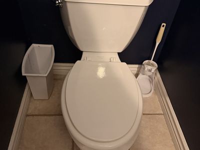 3 KOHLER Toilets AND Sink with Mirror