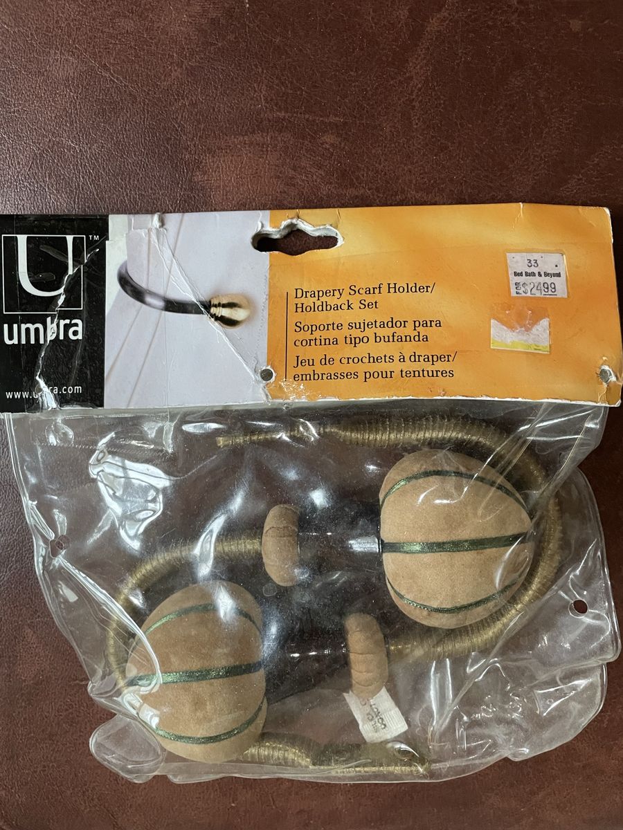 New Umbra Drapery Scarf Holder / Holdback Set - Tan & Green Velvet Style 