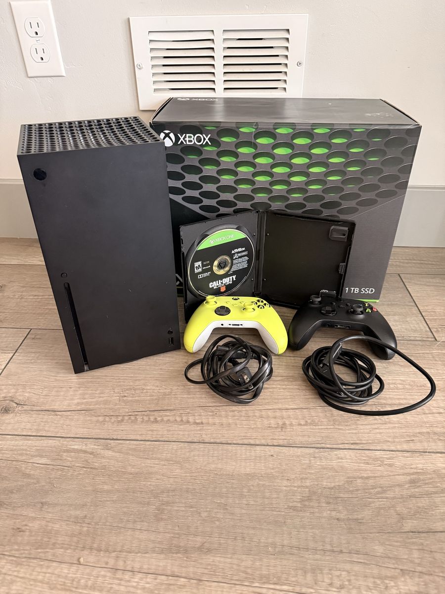 Xbox Series X 1TB Bundle - $525 OBO
