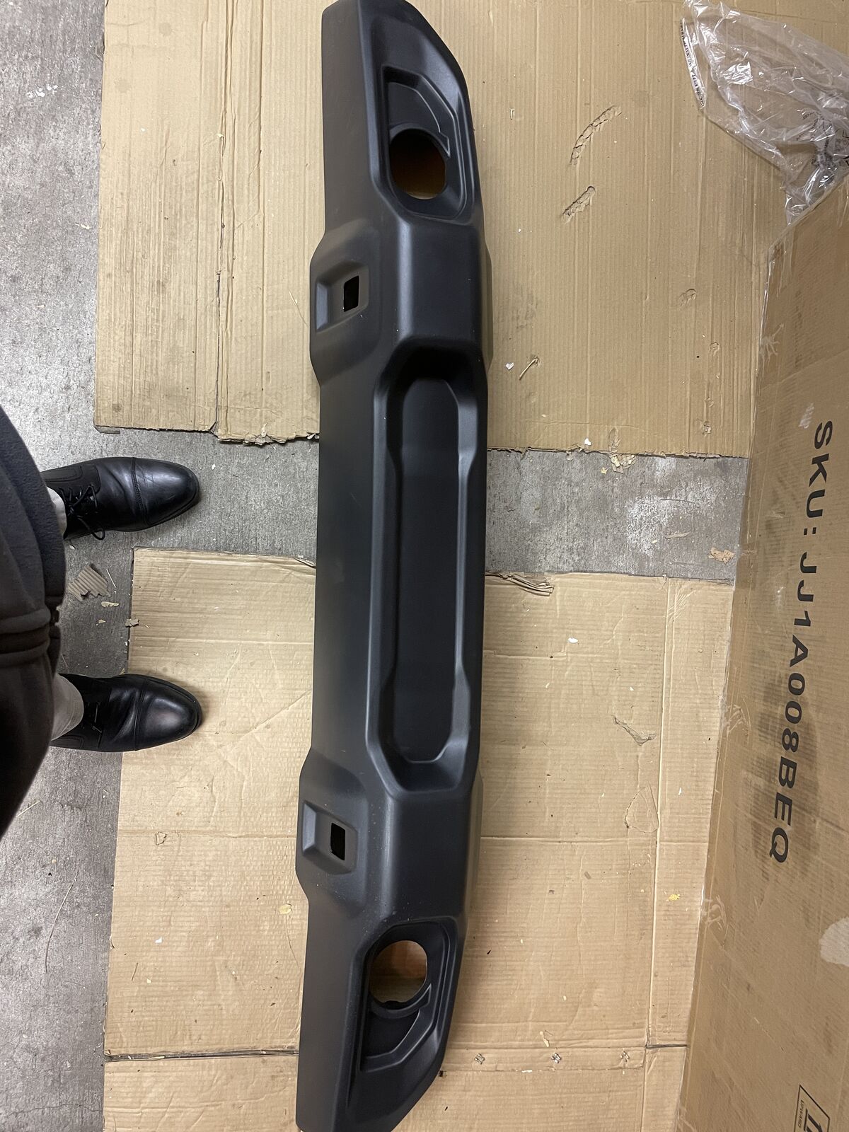 Brand new Front Bumper Cover for 18-26 Jeep Wrangler JL & Gladiator JT