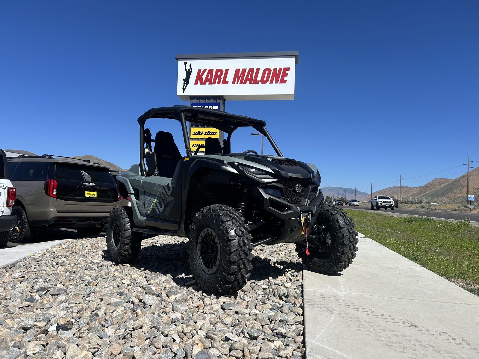 2026 YAMAHA Wolverine RMAX2 XT-R Moss Grey / Tacti