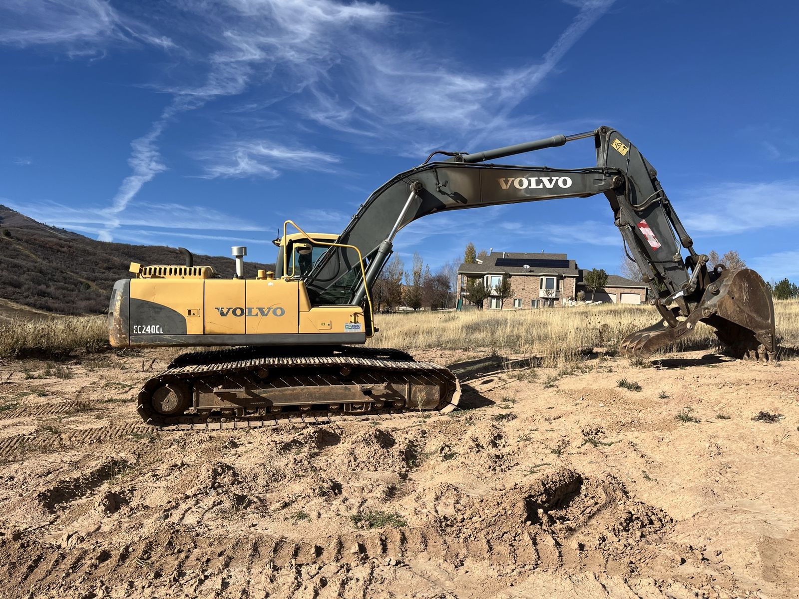Volvo 240 Excavator