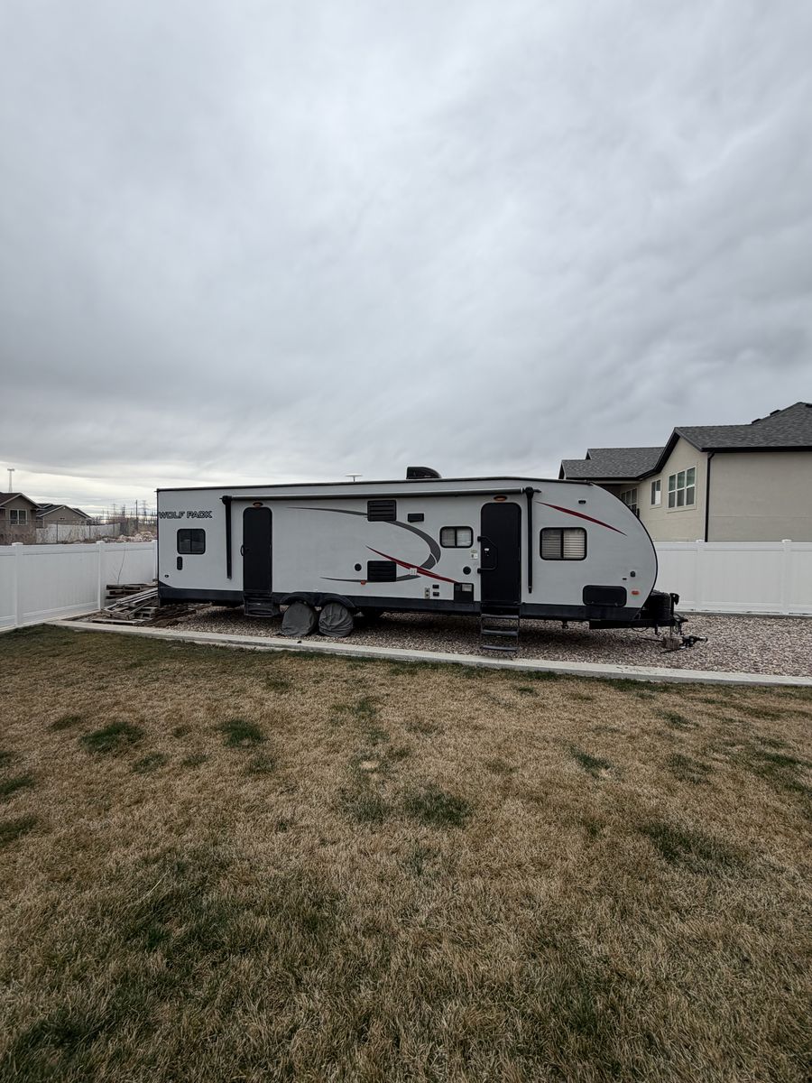 2016 Wolf Pack 38' Camp Trailer