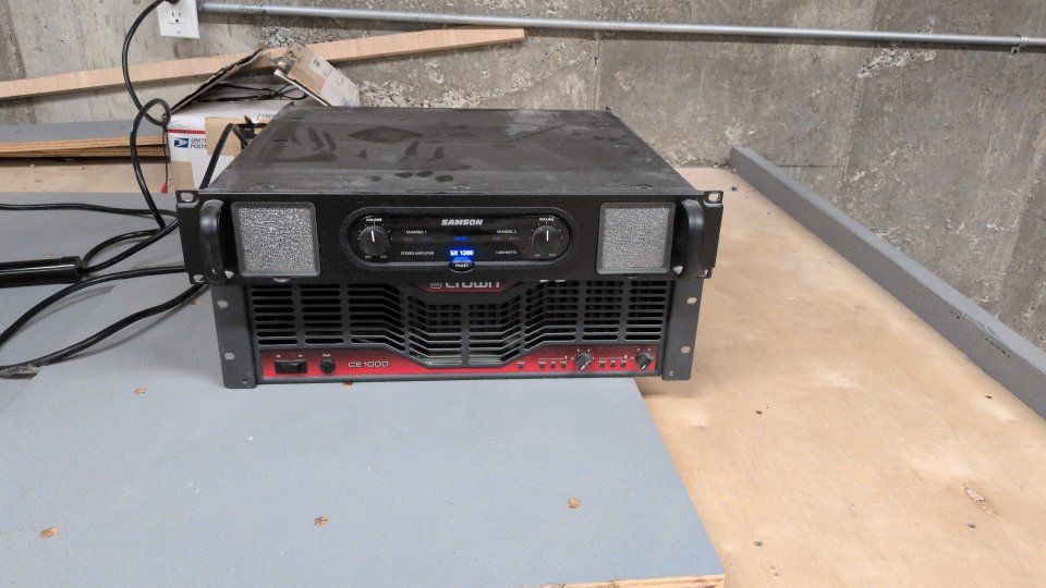 Samson SX1200 amplifier for pa systems
