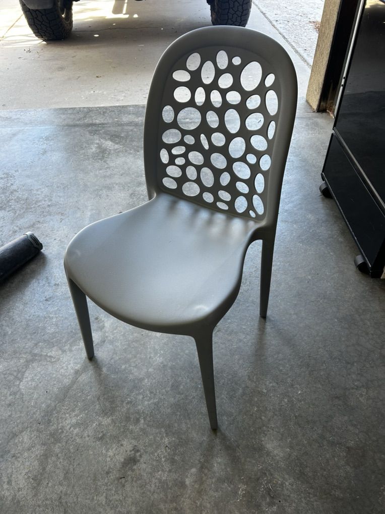 Plastic Desk Chair