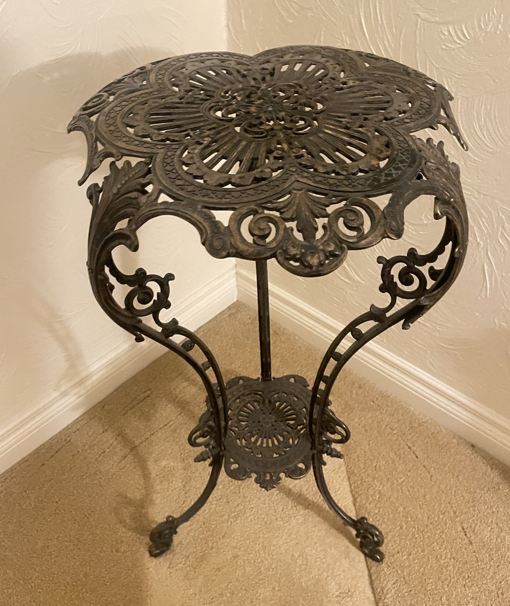 Main image 4