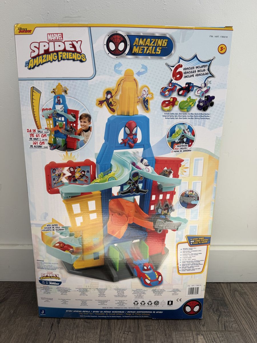 Marvel Spidey and His Amazing Friends Amazing Metals City Track Set - 24 in Tall with 6 Vehicles