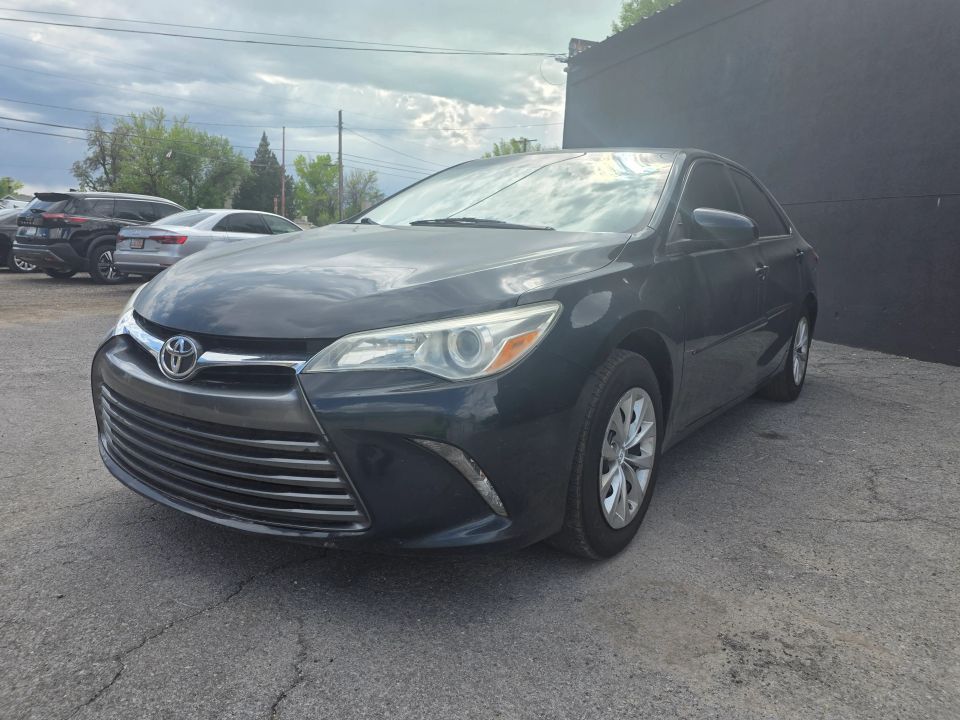 2015 Toyota Camry LE