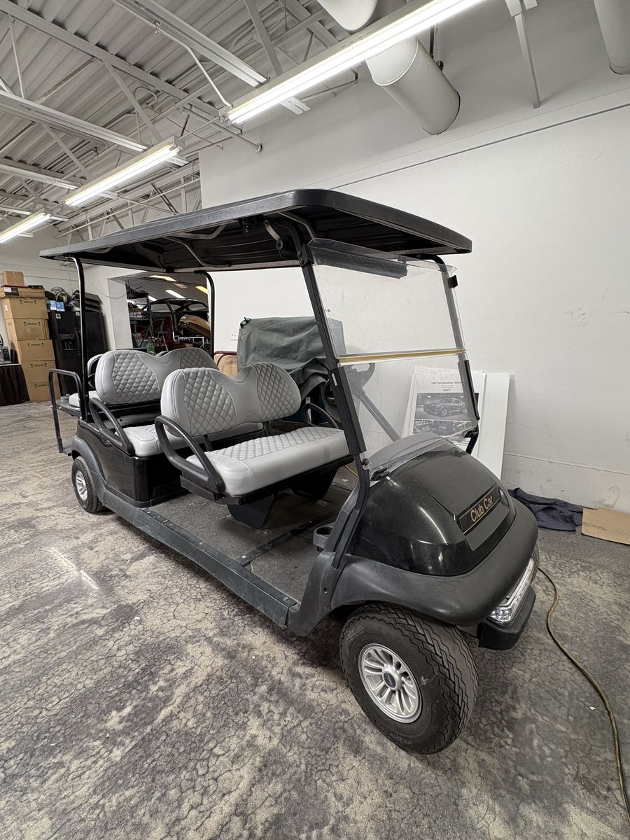 6 Passenger Club Cart