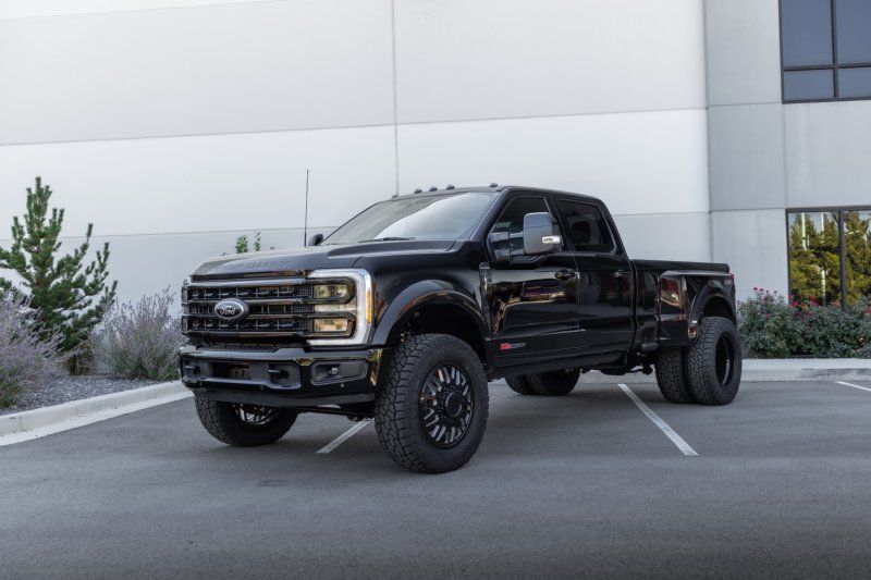 2024 Ford F-450 Super Duty Platinum