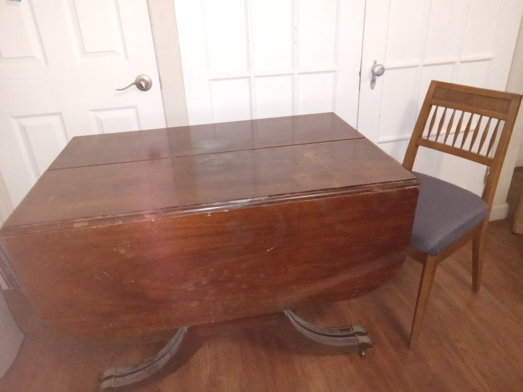 Vintage Drop Leaf Pedestal Dining Table - Dark Wood Finish