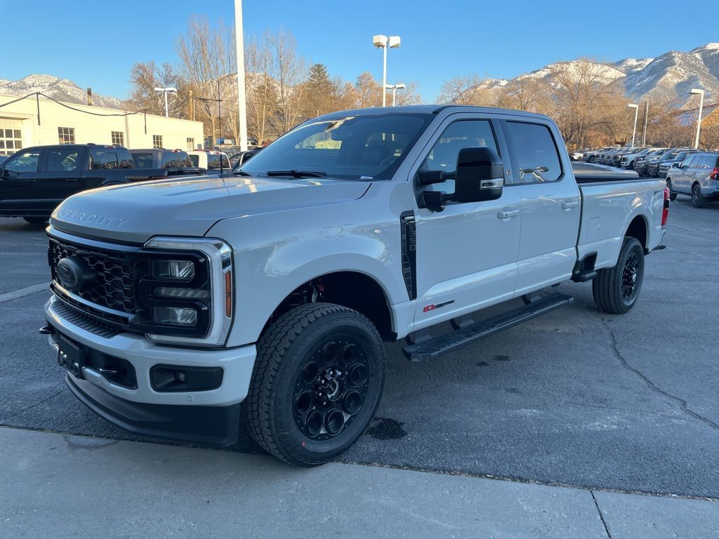 2026 Ford F-350 Super Duty Lariat