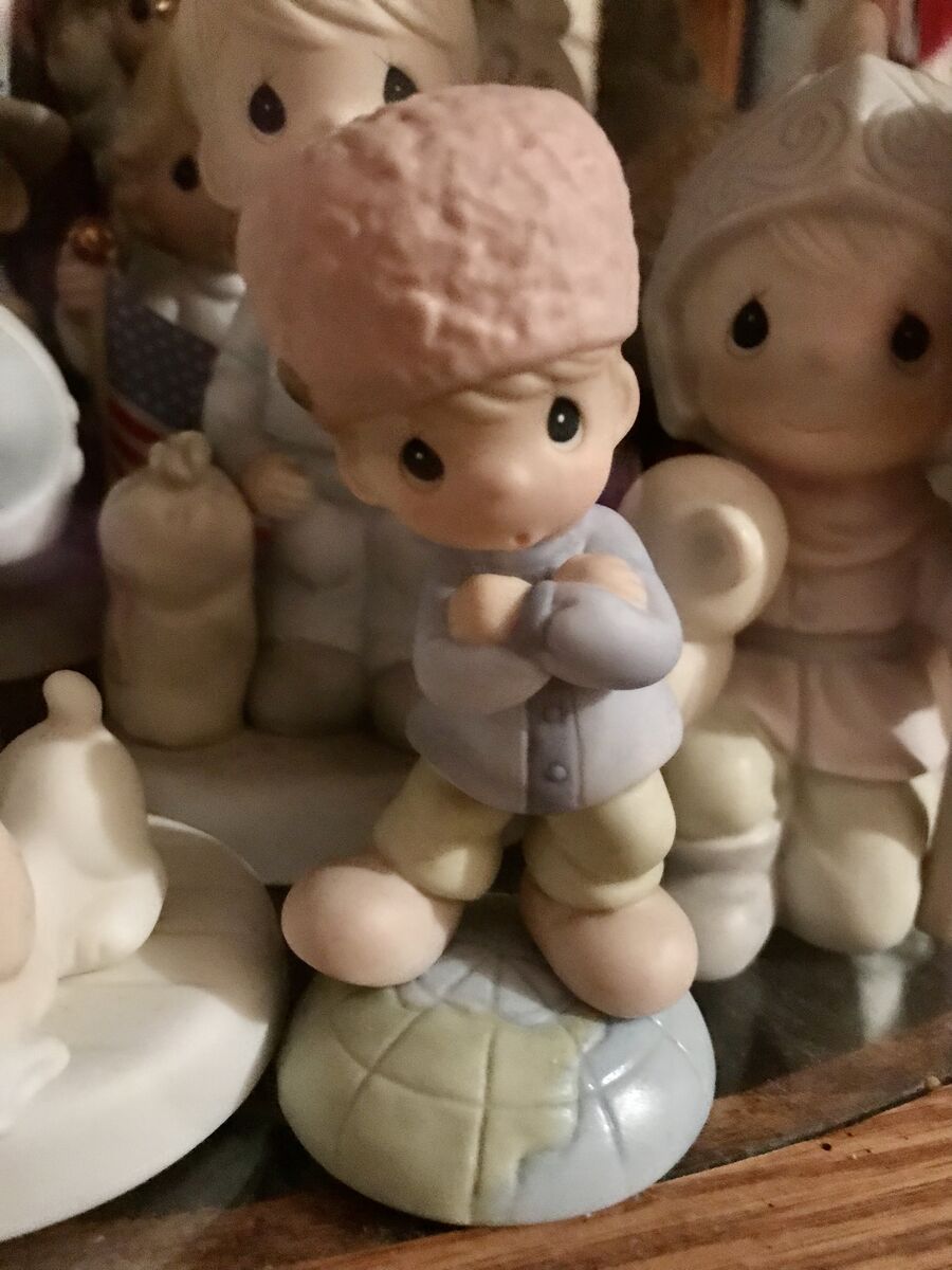 Precious Moments authentic figurine