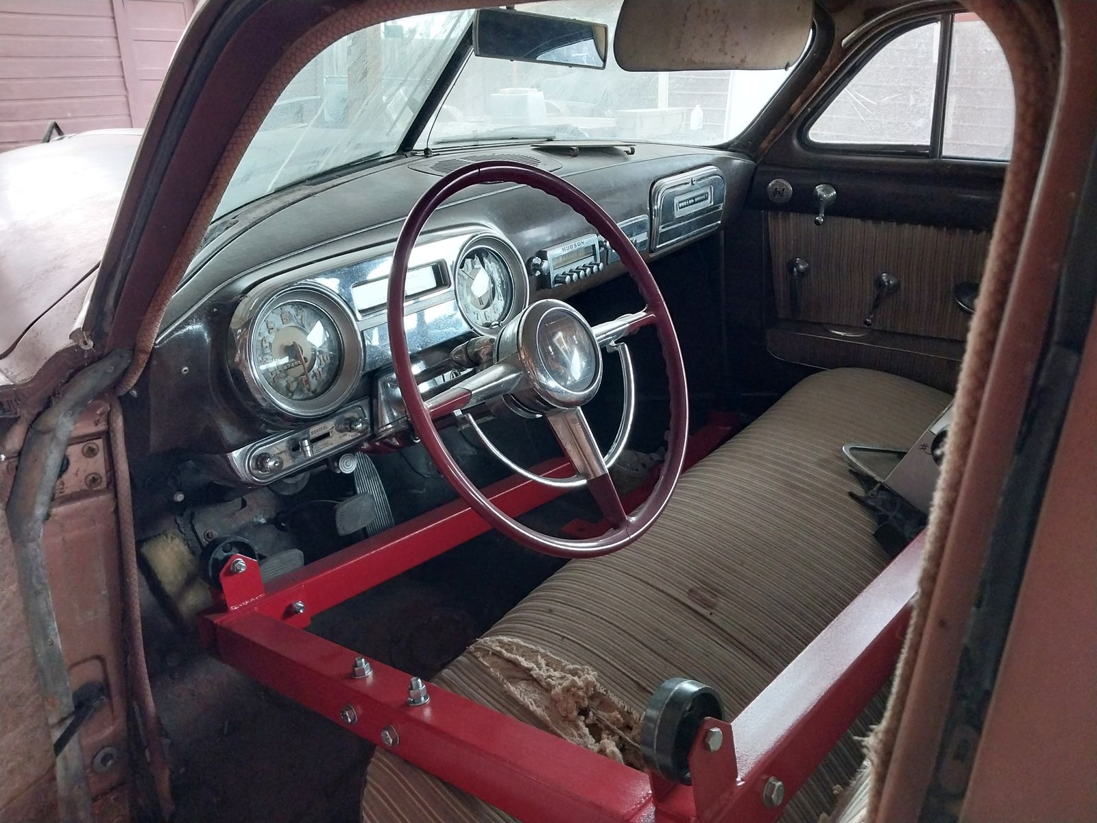 Main image 4