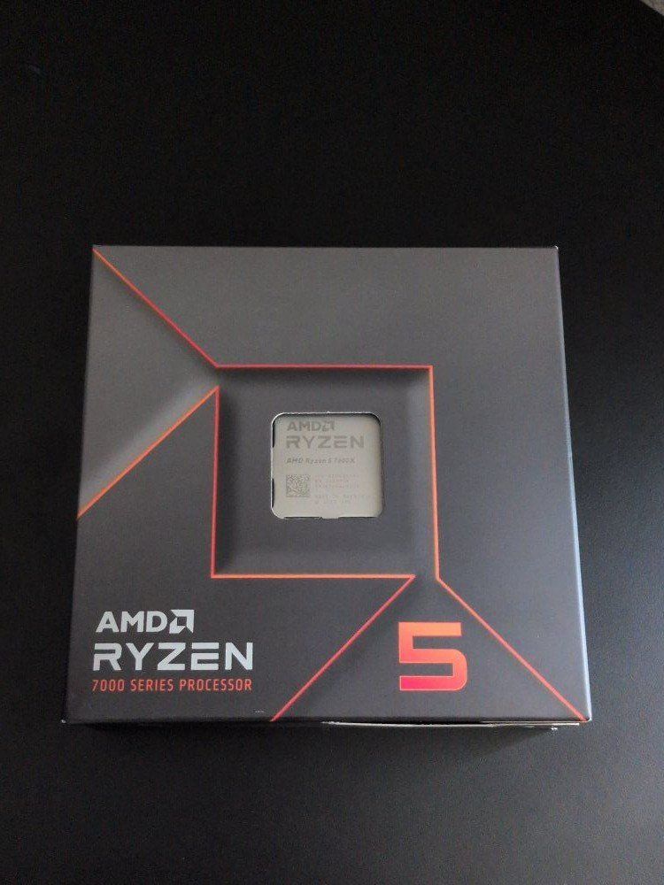 AMD Ryzen 5 7600X Gaming Desktop PC CPU Processor