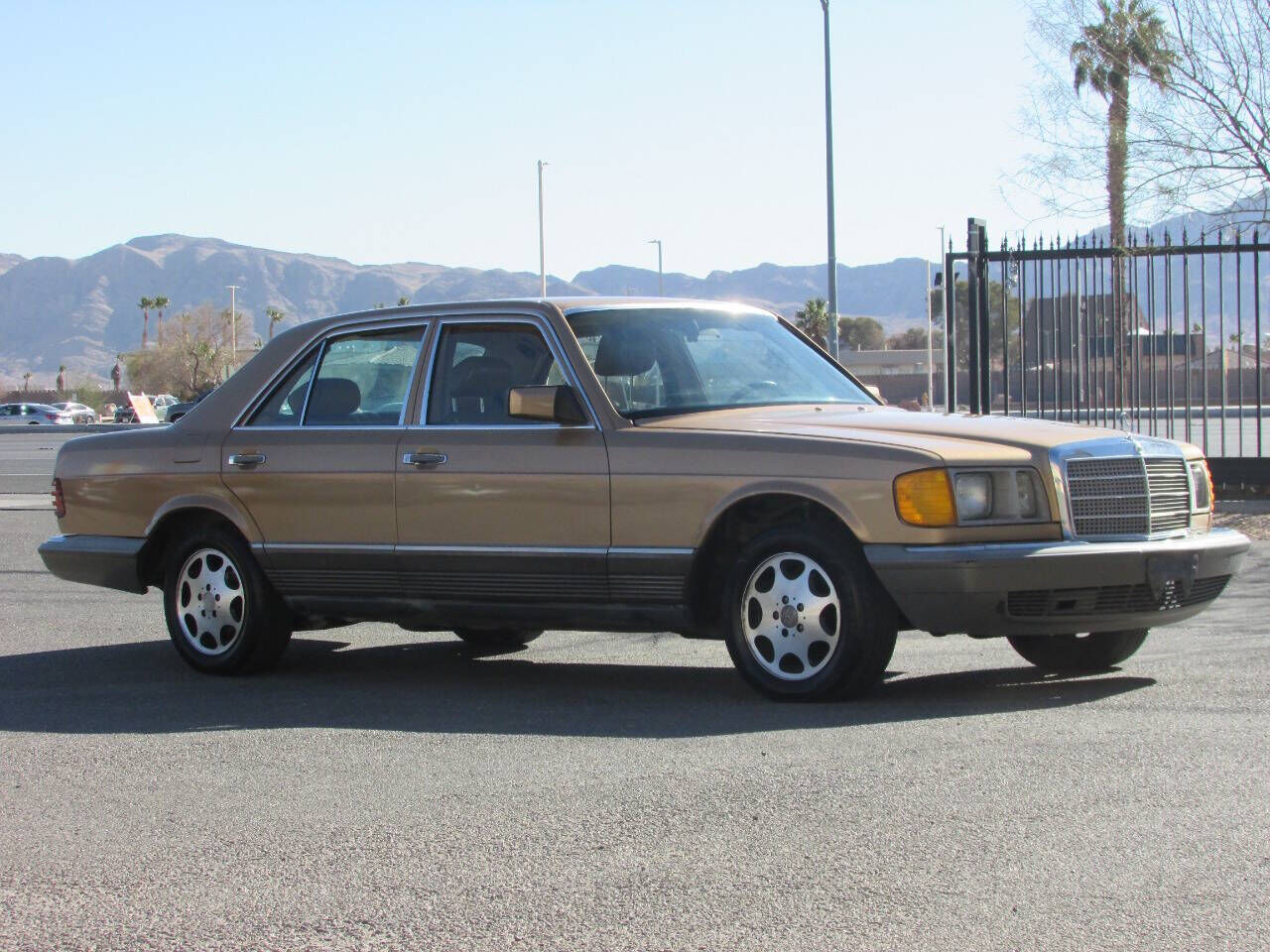 1984 Mercedes-Benz 300 Series 300 SD