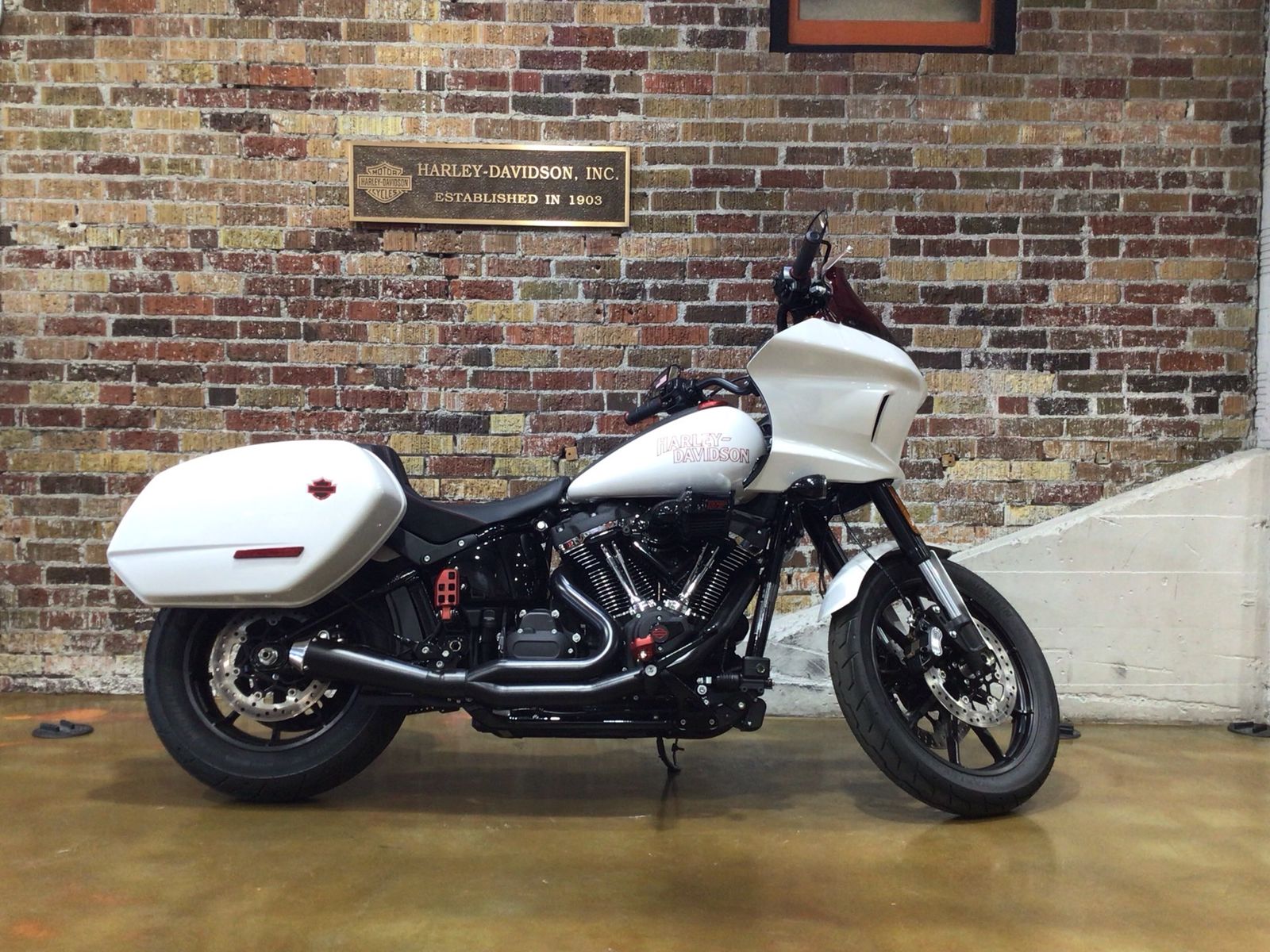 2026 HARLEY-DAVIDSON LOW RIDER ST FXLRST
