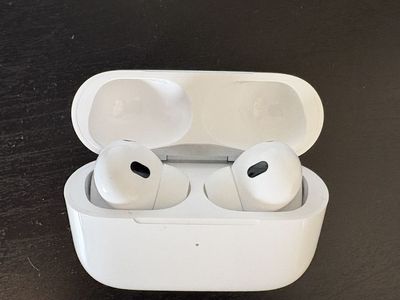 Wireless Earbuds (Pro Style) – Brand New