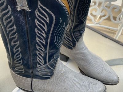 Tony Llama Boots 11.5D