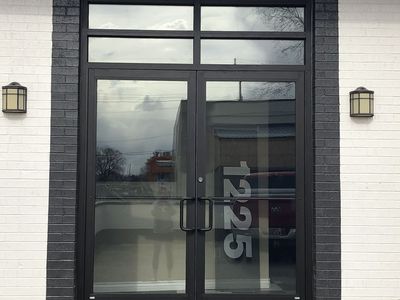 UPDATED WAREHOUSE w/6500 feet of space in DOWNTOWN SLC w/gated parking