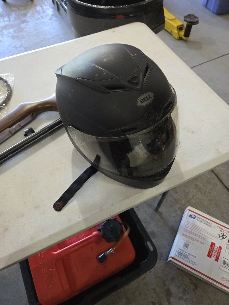 Bell Helmet Matte Black XL 60-61cm Full Face Motorcycle Helmet DOT Certified