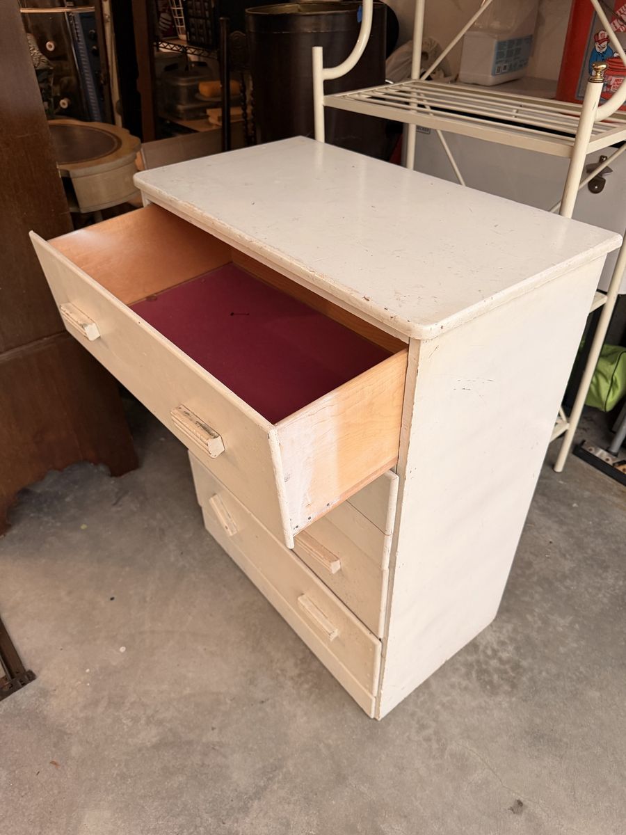 Main image 4