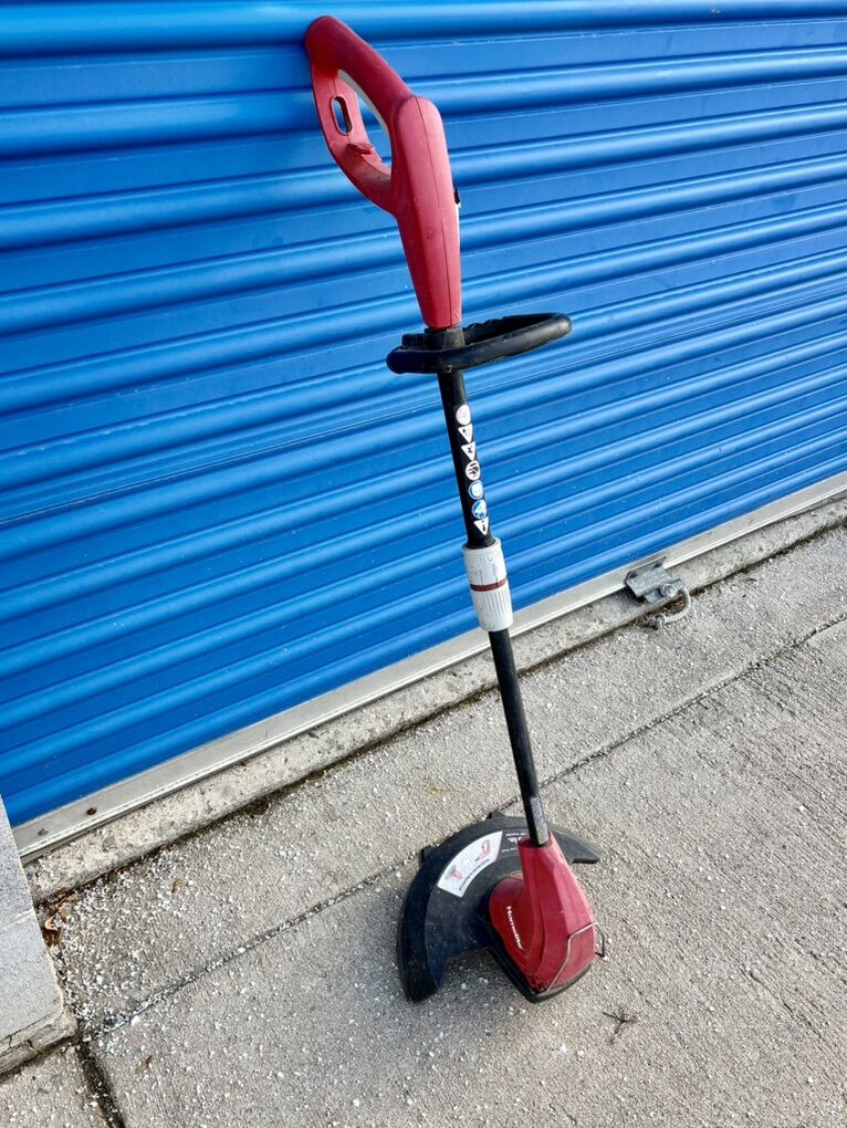 Nice Homelite Electric Weed Trimmer/edger