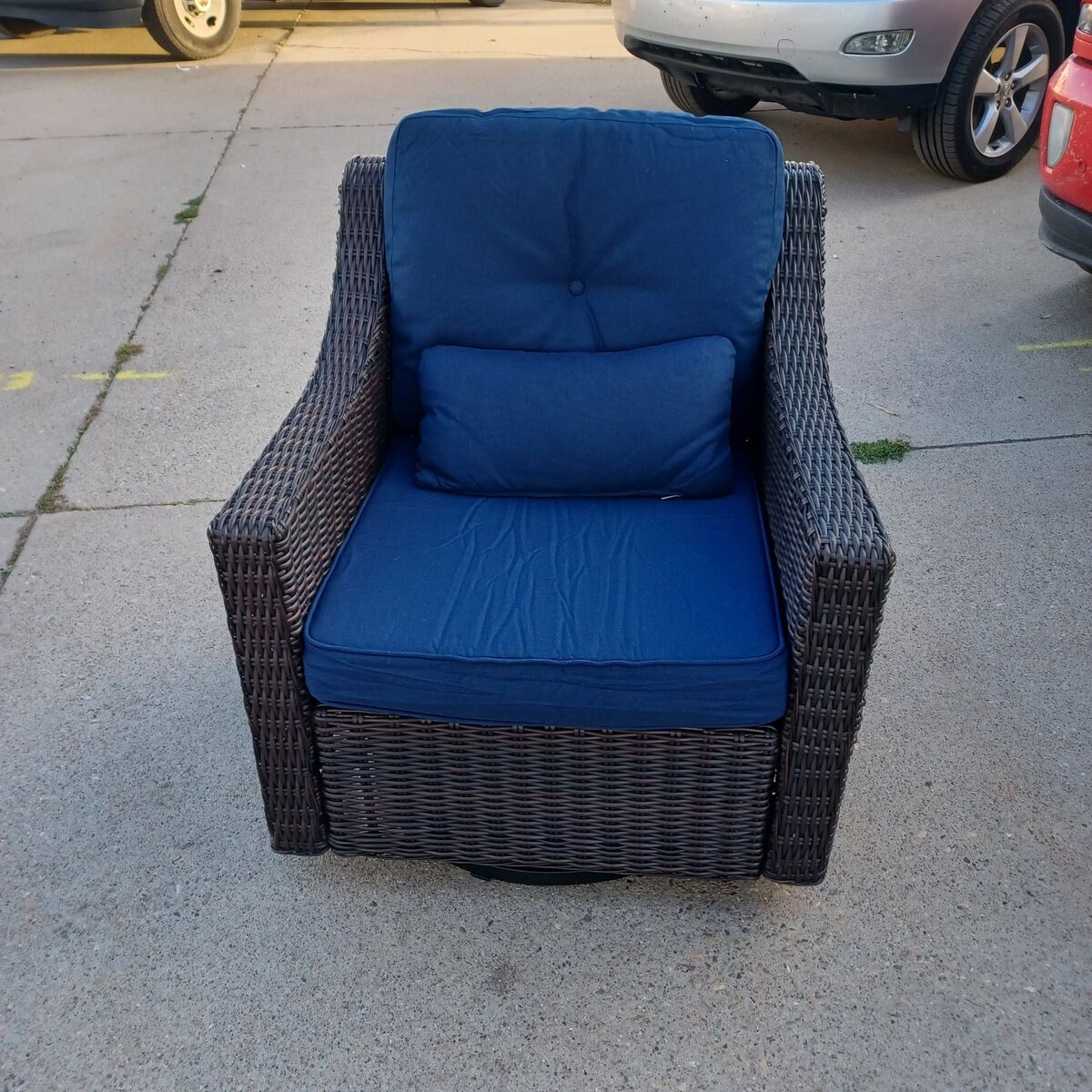 Patio Wicker Swivel Rocking Chair