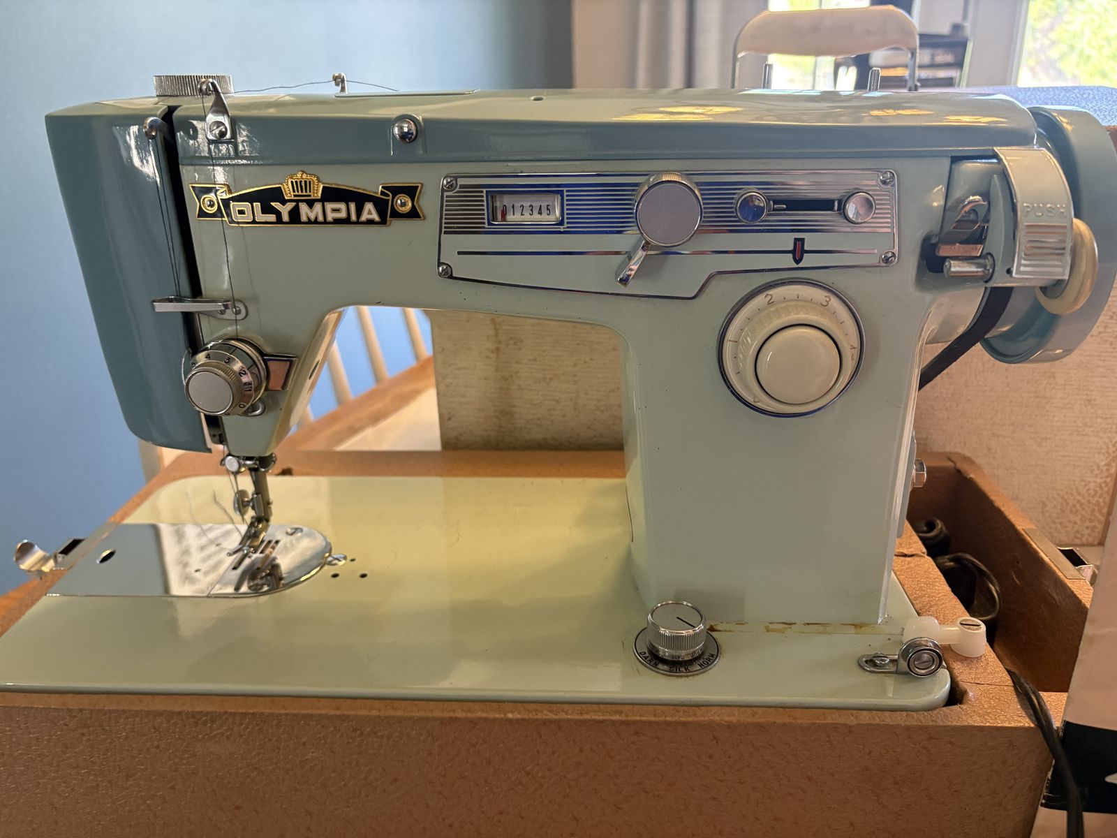 Vintage Olympia 152-A Sewing Machine