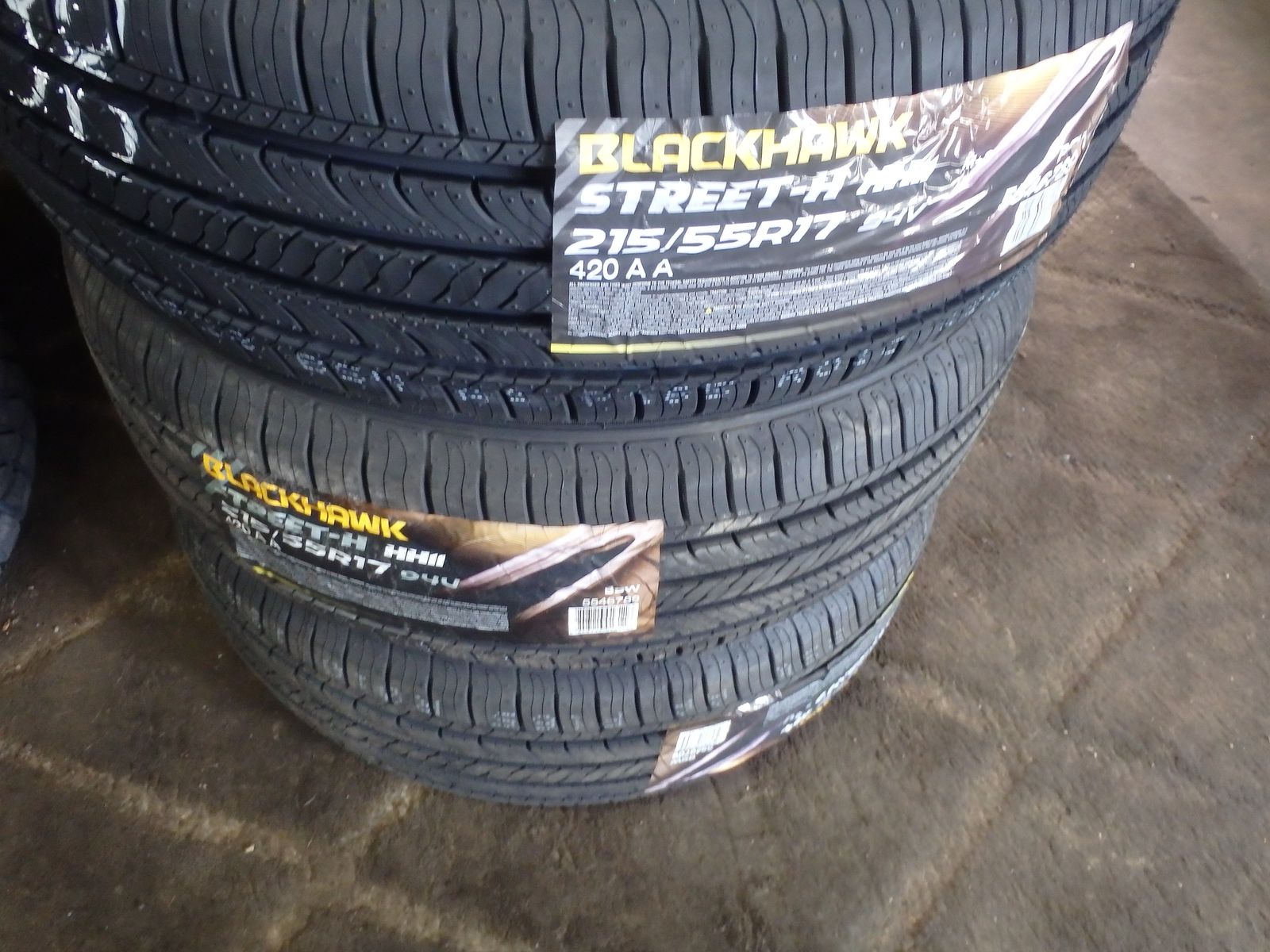 215/55R17 BLACKHAWK STREET-H HH11 SET OF BRAND NEW TIRES