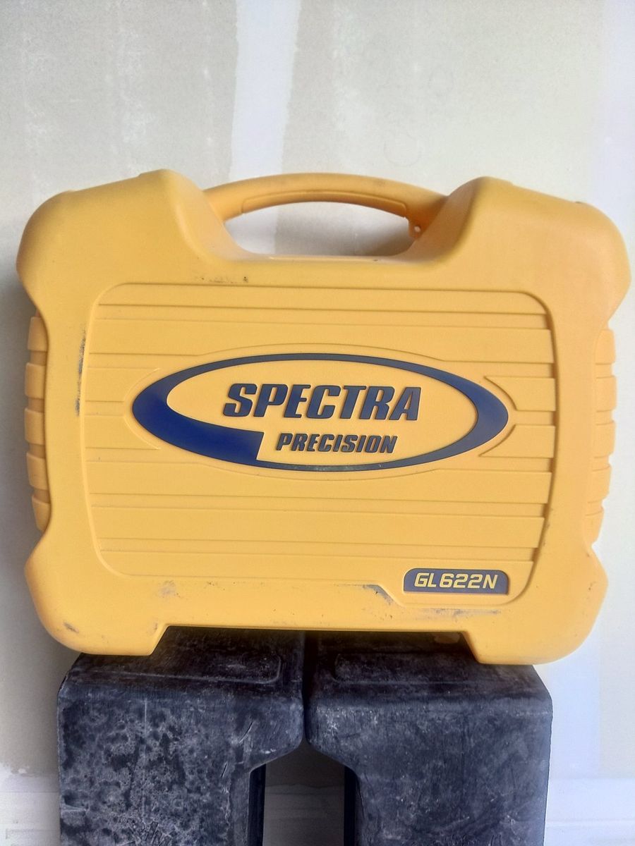 Spectra Precision GL622N Dual Slope Grade Laser Level with RC602N Remote & Tripod