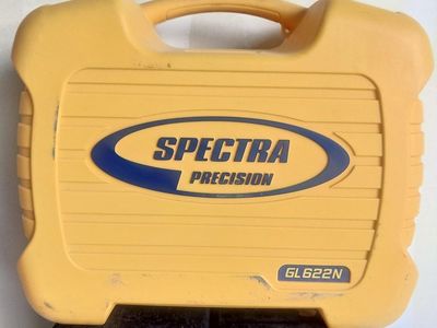 Spectra Precision GL622N Dual Slope Grade Laser Level with RC602N Remote & Tripod