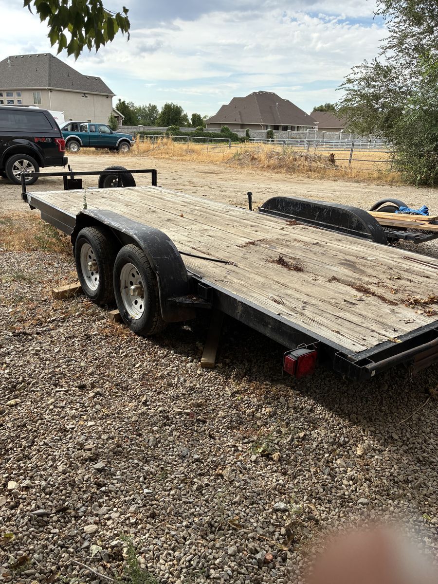 Trailer 18 ft