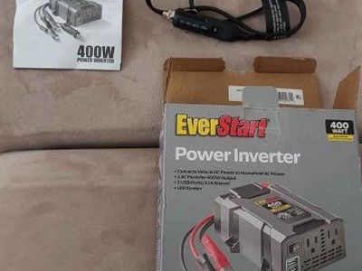 EverStart 400W Power Inverter with USB Ports and AC Outlets