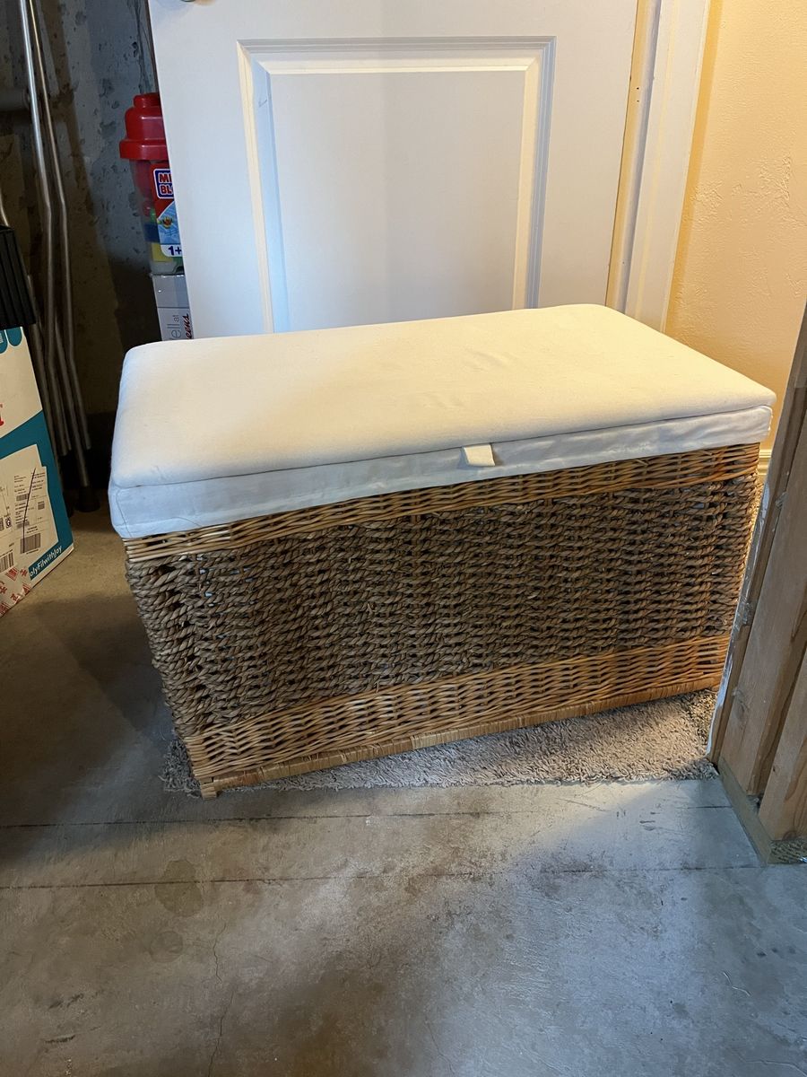 Wicker storage 19” x 30” x 19”