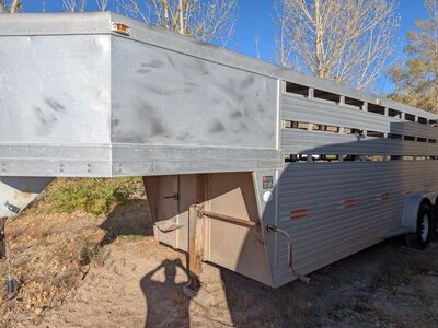 1997 20-ft stock trailer