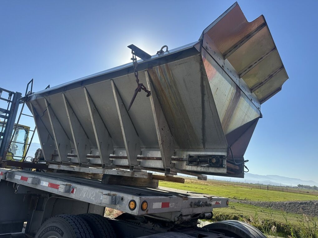 Stainless Salt Spreader