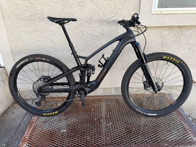 2023 Trek Fuel EXe 9.7 Large TQ Powered E-MTB