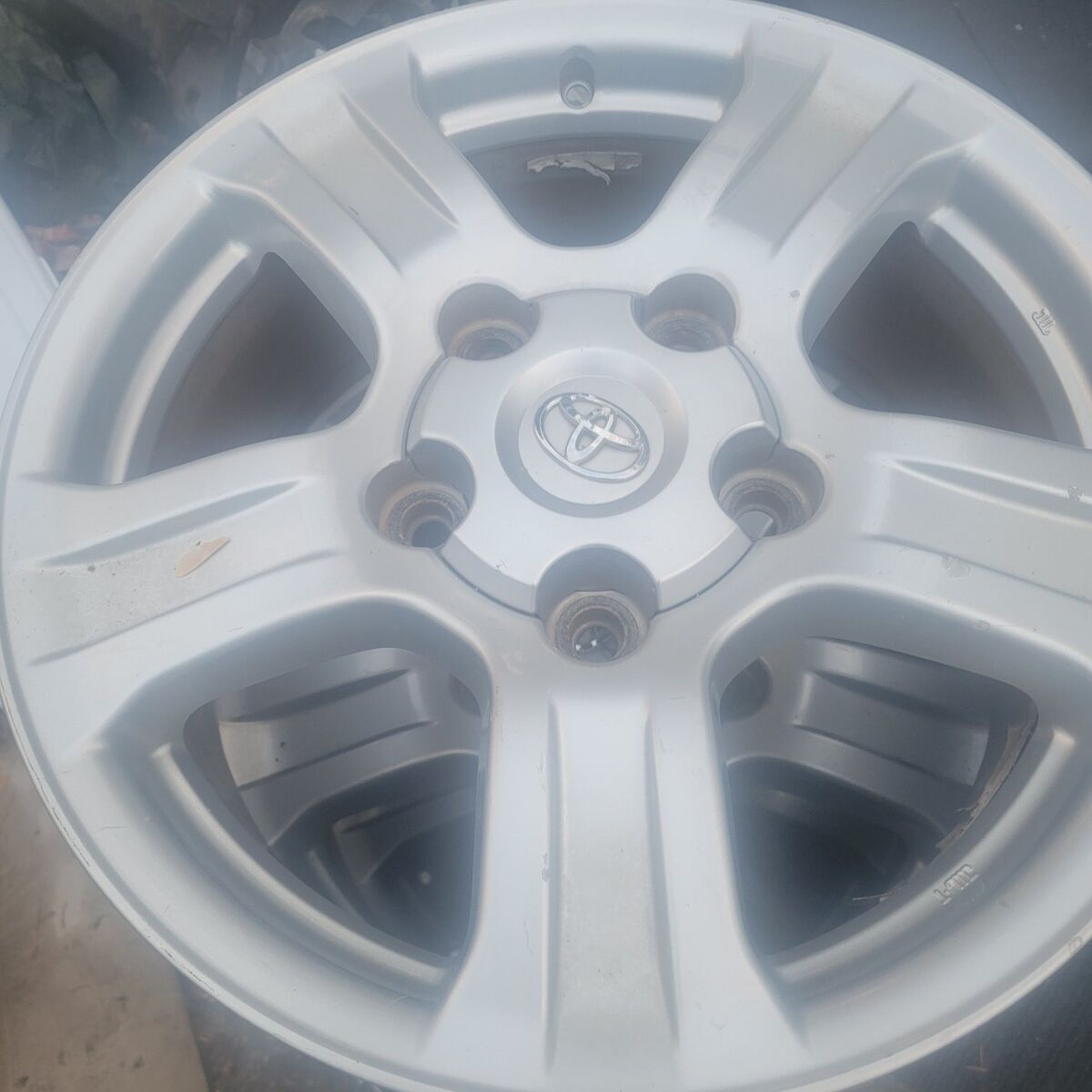 Toyota Tundra wheels