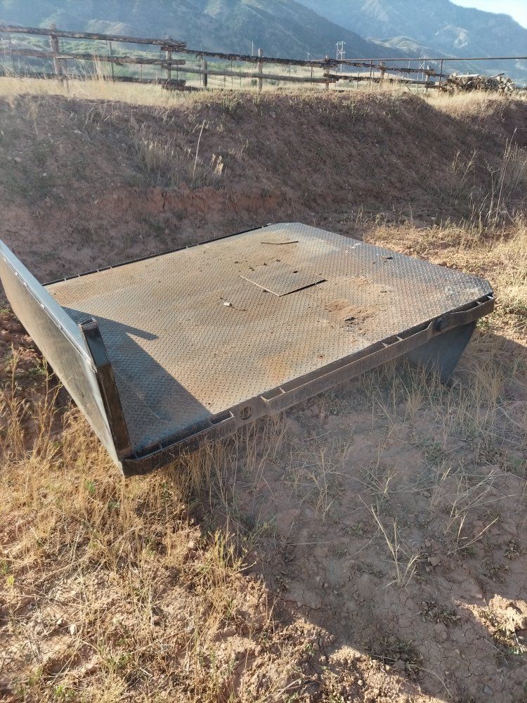 Main image 2