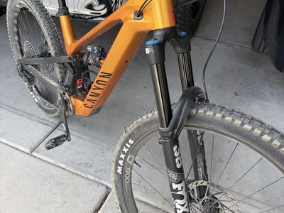 2025 Canyon Spectral:ONfly CF CLLCTV EMTB