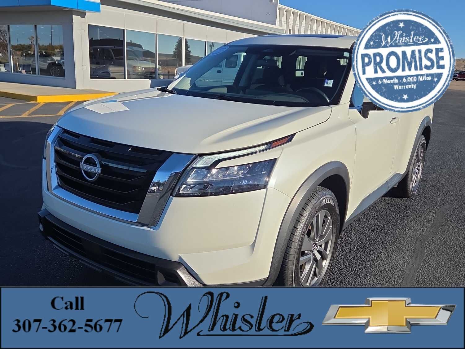 2024 Nissan Pathfinder SV