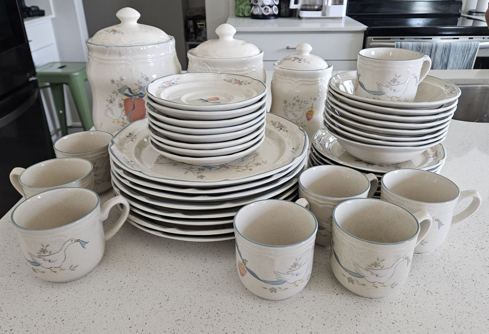 Vintage International Marmalade Goose Set